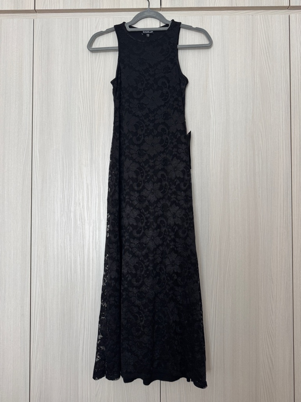 Bebe Sleeveless Lace A-Line Midi Dress